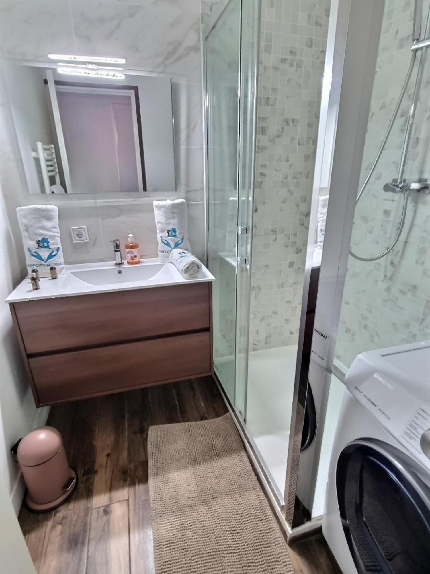 Apartment T2 Prado Chanot