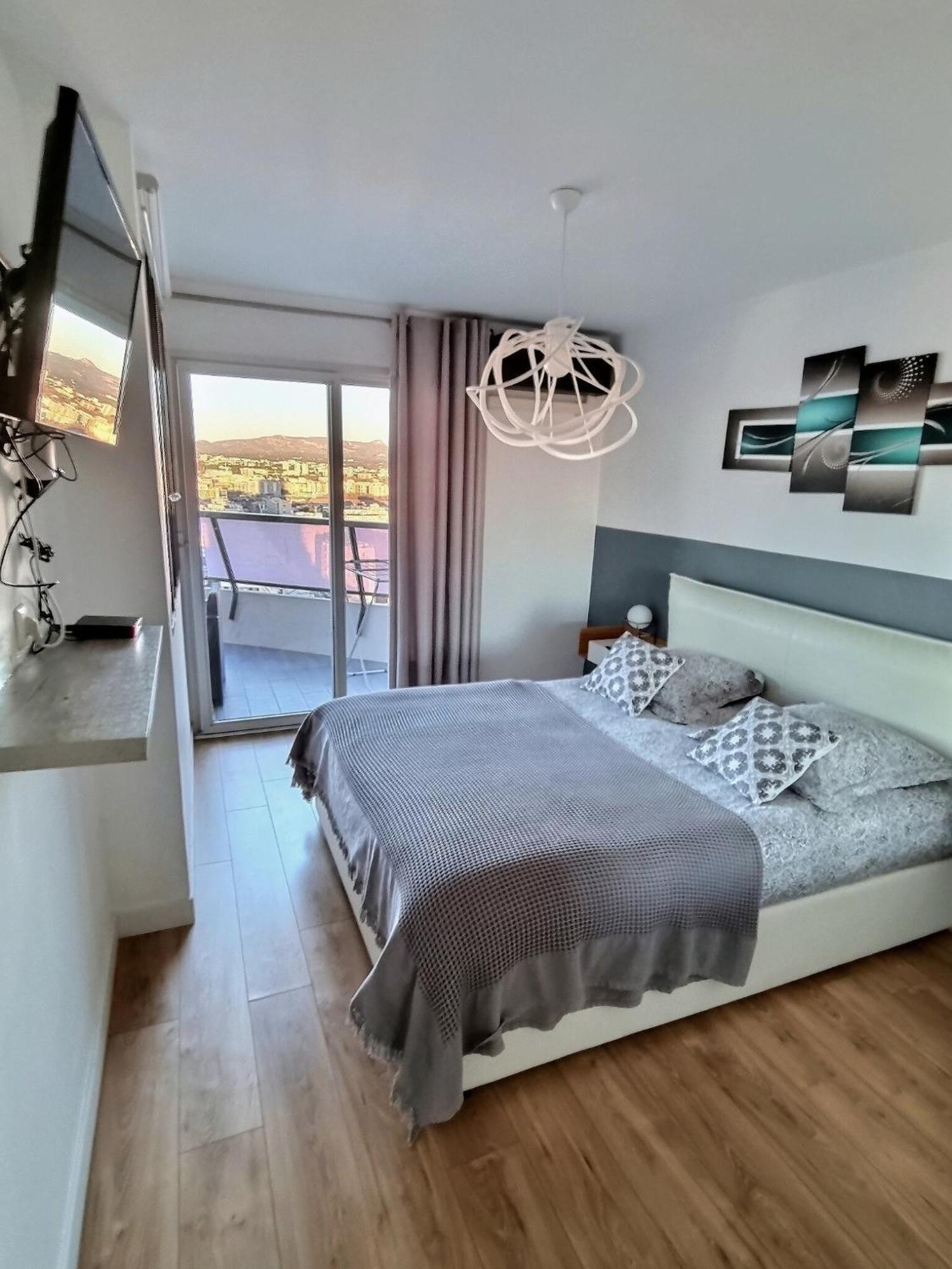 T2 Prado Chanot Apartment *