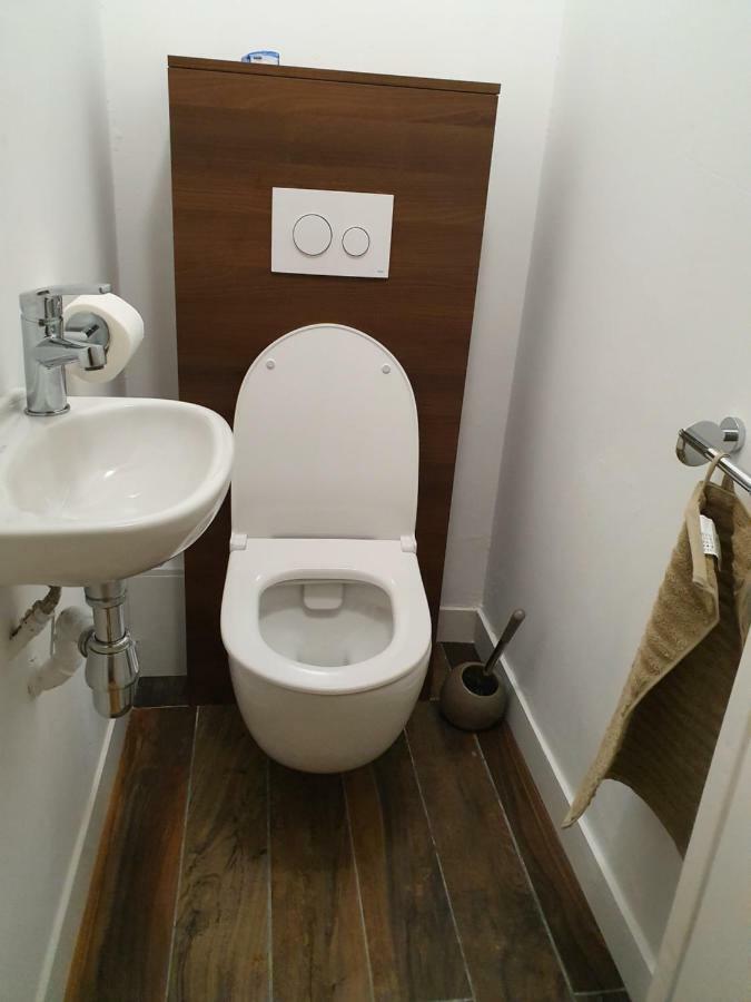 T2 Prado Chanot Apartment
